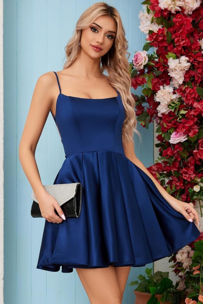 Satin Mini Homecomg Dress for Teens Short Backless with Pockets Spaghetti Strap Cocktail Dress – Bild 3