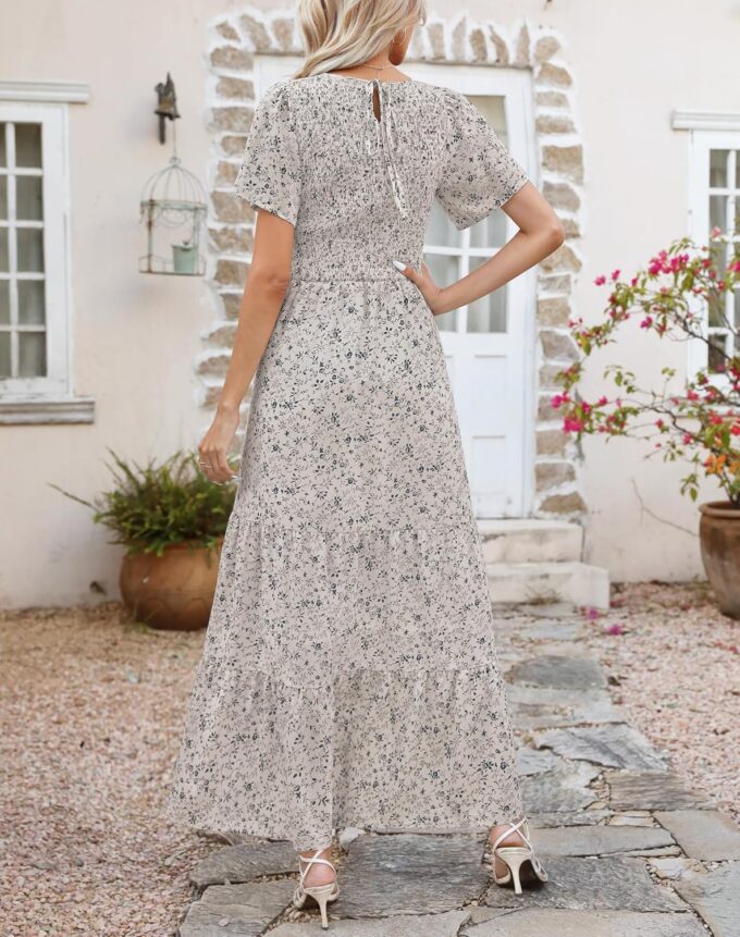 Kranda Women Summer Dress Round Neck Flutter Short Sleeve Smocked Ruffle Tiered Floral Maxi Dress 2024 – Bild 4